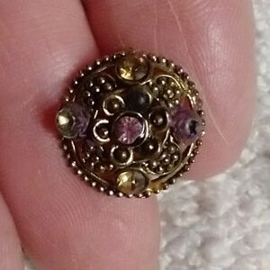 Goldtone filigree purplish crystal post earrings no backs